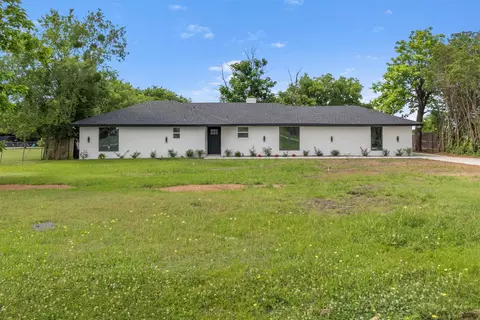 600 Pierce Rd, Red Oak, TX 75154