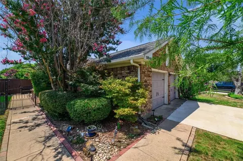 3848 Dalston Ln, Plano, TX 75023