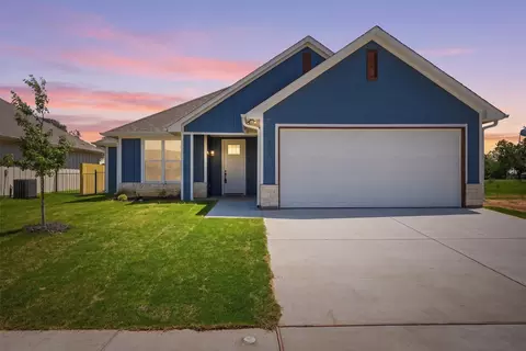 809 Lavender Ct, Tolar, TX 76476