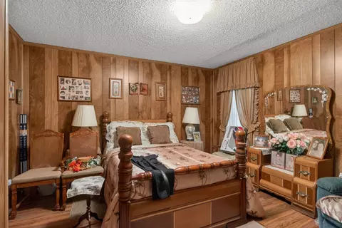 Bedroom - 306 Lesa Ln, Stonewall, LA 71078 photo 2 of 4