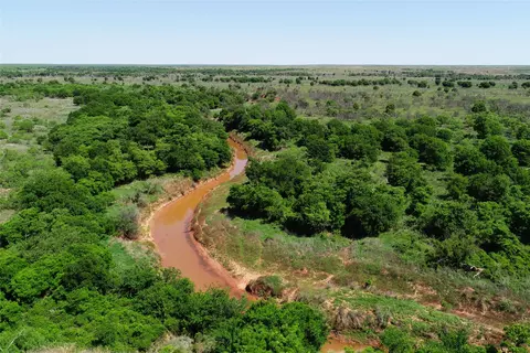000 State Highway 25 S, Electra, TX 76360