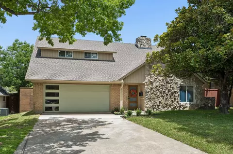 10517 Wyatt St, Dallas, TX 75218