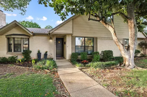 3785 Crown Shore Dr, Dallas, TX 75244