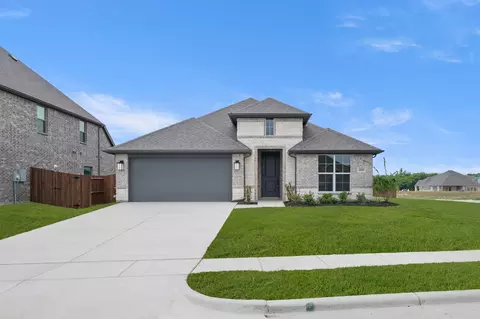 1000 Quincy Ct, Crowley, TX 76036