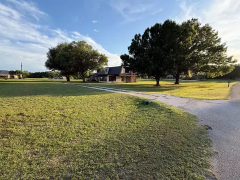 Exterior - 221 Timberview Ct, Argyle, TX 76226 photo 2 of 9