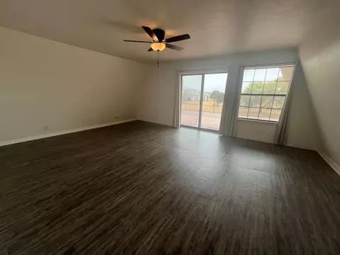 Living - 221 Timberview Ct, Argyle, TX 76226 photo 5 of 6