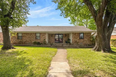 214 S Alexander Ave, Duncanville, TX 75116