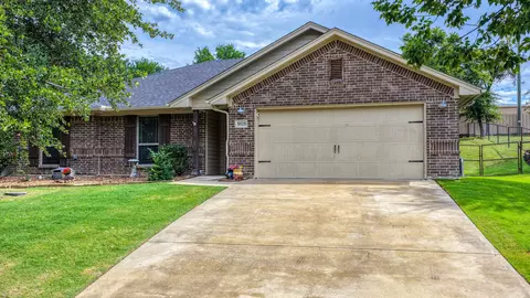 8928 Holt St, Lakeside, TX 76135