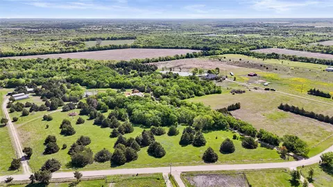 821 Ewing Rd, Ferris, TX 75125