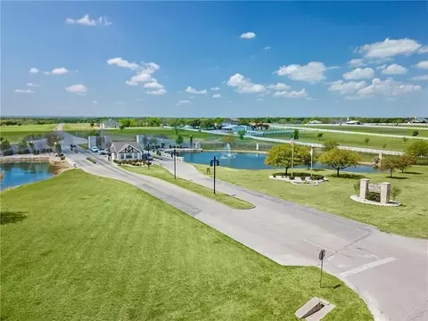 1645 White Bluff Dr, Whitney, TX 76692