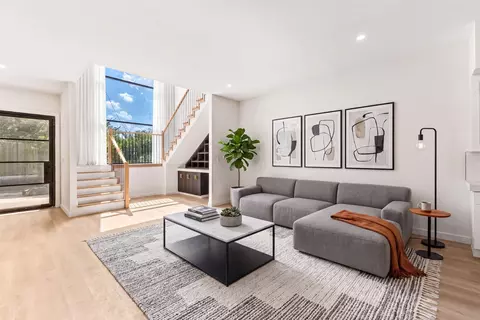 438 Bonnie View Rd, Dallas, TX 75203