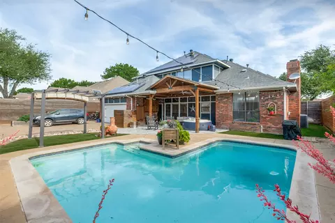 3904 Davis Cir, Plano, TX 75023