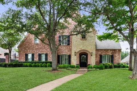 7008 Shalimar Ct, Colleyville, TX 76034