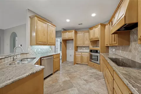 1302 Charlotte Way, Carrollton, TX 75007