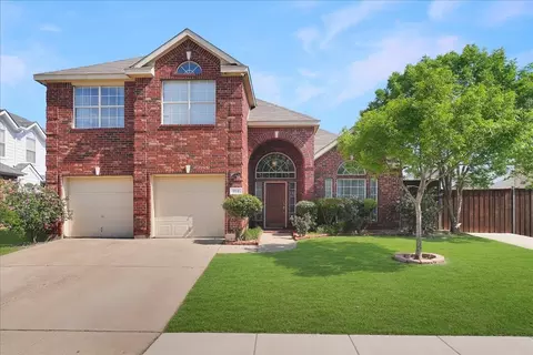 312 Foxglove Ct, Grand Prairie, TX 75052