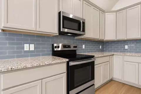 Kitchen - 3213 Dottavio, Lorena, TX 76655 photo 5 of 5