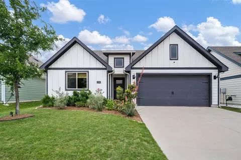 11204 W Pond Dr, Providence Village, TX 76227