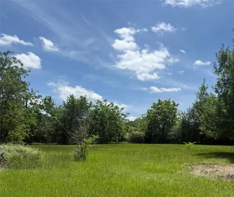 700 Kim Ct, Cleburne, TX 76031 photo 4