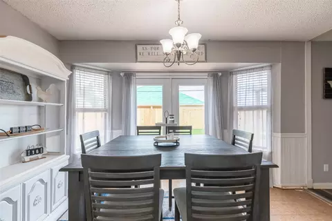 Dining - 4426 Cole Dr, Abilene, TX 79606 photo 3 of 4