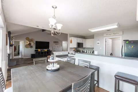 Dining - 4426 Cole Dr, Abilene, TX 79606 photo 4 of 4