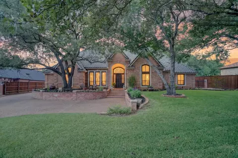 1312 Chatsworth Ct E, Colleyville, TX 76034