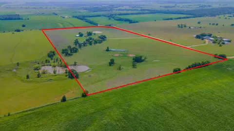 3053 Hobby Creek Rd, Burlington, TX 76519