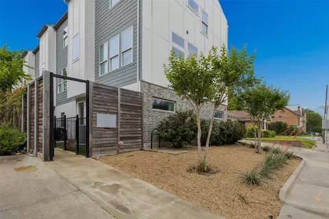 5647 Live Oak St #3, Dallas, TX 75206