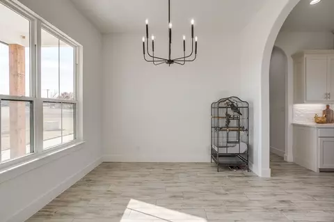 Dining - 8140 Lavender Rd, Springtown, TX 76082 photo 1 of 1