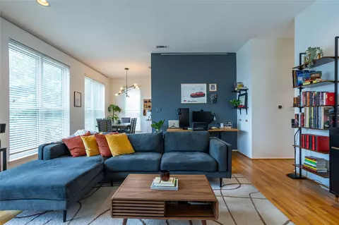 4030 Holland Ave #8, Dallas, TX 75219