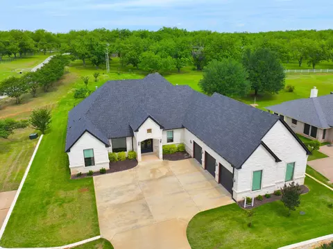 9503 Bellechase Rd, Granbury, TX 76049