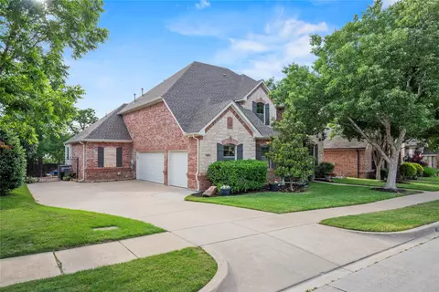 7009 Mossycup Ln, North Richland Hills, TX 76182