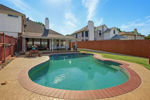 5013 Ridgecrest Dr, The Colony, TX 75056
