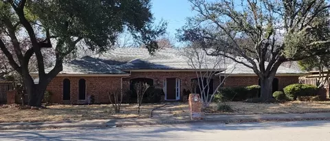 1333 Thunderbrook Dr, Desoto, TX 75115