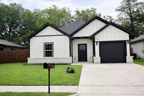 1903 King St, Greenville, TX 75401
