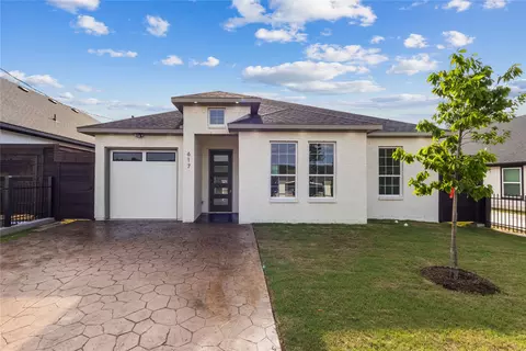 617 N Dwight Ave, Dallas, TX 75211