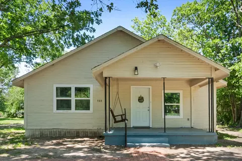 703 N Goodman Ave, Kerens, TX 75144