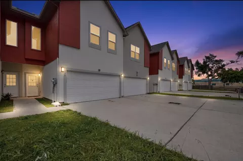 226 Heritage Ct, Seagoville, TX 75159