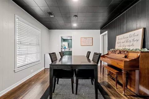 Dining - 809 E Limestone Ave, Mart, TX 76664 photo 2 of 2
