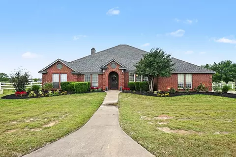 13901 Northwest Ct, Haslet, TX 76052
