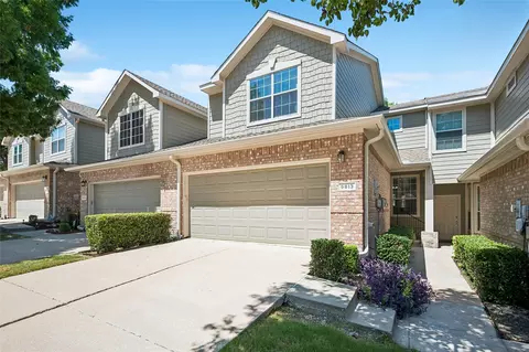 9813 Rockwall Rd, Plano, TX 75025