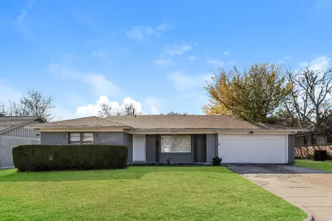 5604 Odessa Ave, Fort Worth, TX 76133