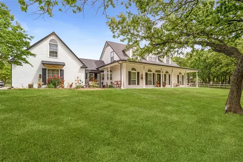192 County Road 3133, Decatur, TX 76234