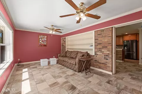 Living - 225 Marie Rd, Ringgold, LA 71068 photo 6 of 8