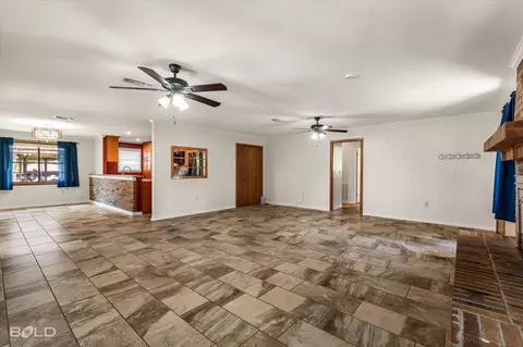Living - 225 Marie Rd, Ringgold, LA 71068 photo 5 of 8