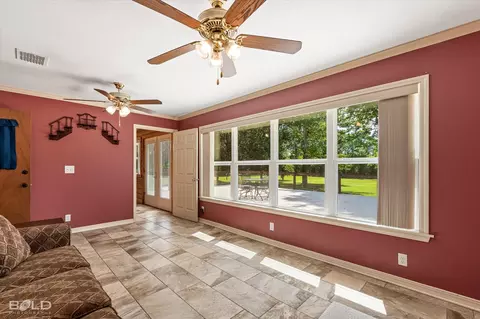 Living - 225 Marie Rd, Ringgold, LA 71068 photo 8 of 8