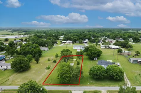 507 Deer Run, Southmayd, TX 75092