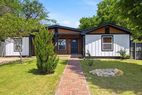 6824 Lakeside Dr, Lake Worth, TX 76135