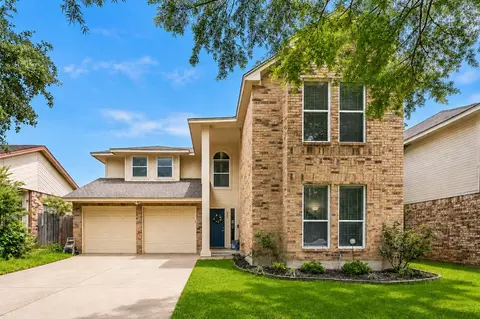 825 Ashmount Ln, Arlington, TX 76017