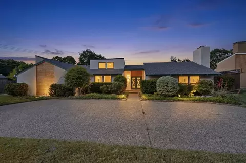 7109 Alpha Rd, Dallas, TX 75240