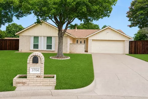 3704 Misty Ct, Fort Worth, TX 76133